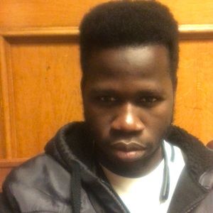 Meet your Posher, Lea